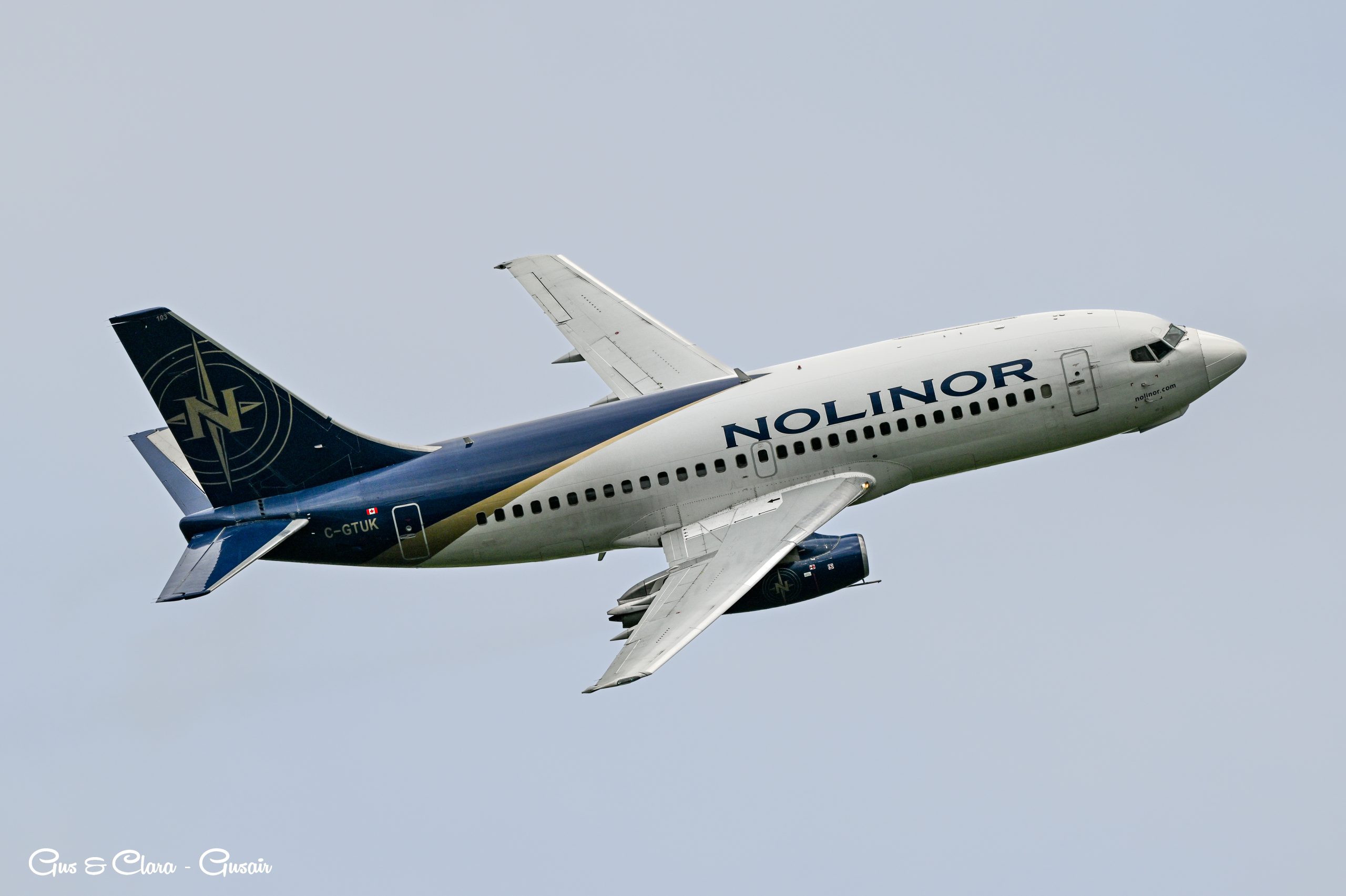 Nolinor 737 on the fly