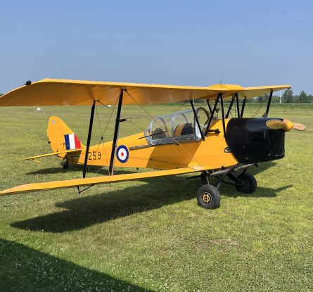 DeHavilland DH.82C Tiger Moth – WWII training Aircraft