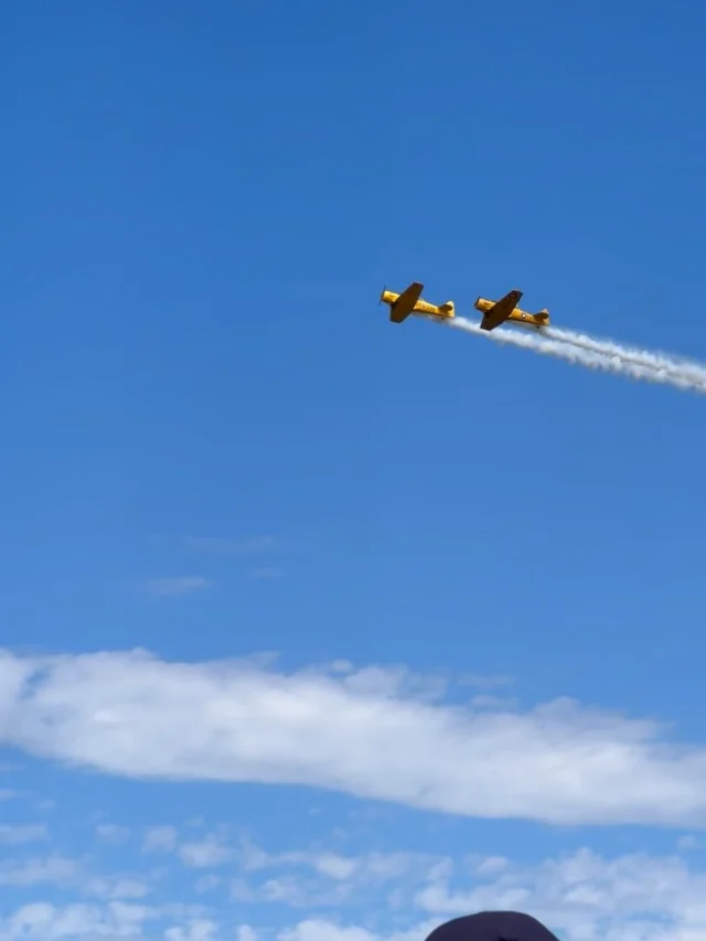 Autres faits saillants de cette magnifique troisième journée d’AERO Gatineau Ottawa 2026. Yellow Thunder, Northern Stars, Kyle Fowler, Conair DASH 8-400AT, et le CF-18 Hornet🤩✈️ 
—
More highlights from this beautiful day 3 of AERO Gatineau Ottawa 2026. Yellow Thunder, Northern Stars, Kyle Fowler, Conair DASH 8-400AT, and the CF-18 Hornet 🤩✈️ 

@canadian_harvard @northernstarsaeroteam @kylefowleraerosports @conair.aerial.firefighting @rcaf_arc @arc_rcaf 

#aerogatineauottawa2026 #airshow