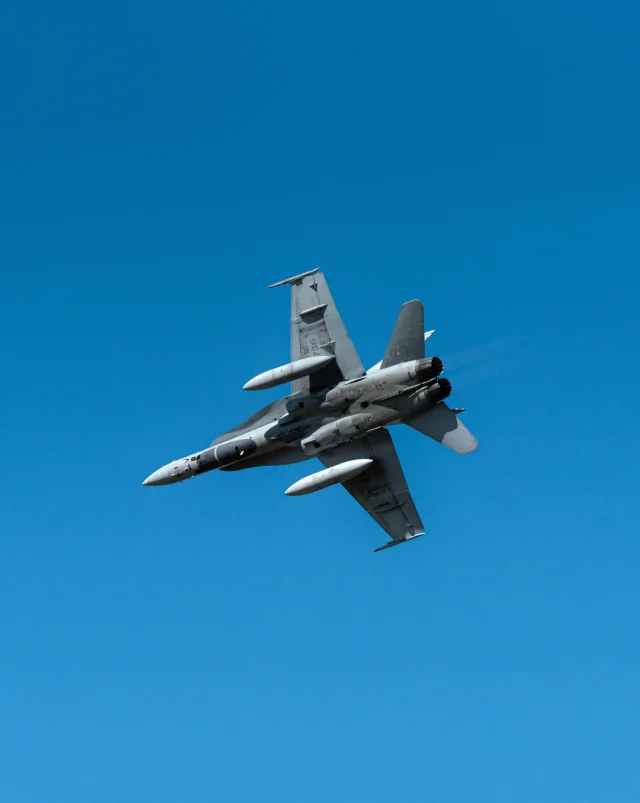 La démonstration tactique du CF-18 a fait trembler le ciel d’AERO Gatineau-Ottawa 2026 par sa vitesse, sa puissance et sa précision.
—
The CF-18 Tactical Demonstration shook up the skies of AERO Gatineau-Ottawa 2026 with speed, power and precision.

@rcaf_arc @arc_rcaf 

#aerogatineauottawa2026 #cf18 #rcaf
